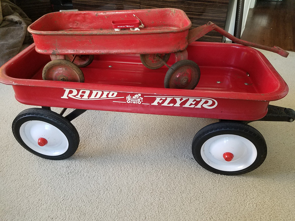 Radio Steel and Mfg Co. "Radio Flyer", Chicago The Antique Slinger