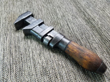 Load image into Gallery viewer, Monkey Wrenches, COE, Walworth, Tobrin, Samson, Bemis & Call