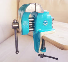 Load image into Gallery viewer, Jewelers and Hobby Vise