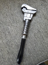 Load image into Gallery viewer, Vintage BEMIS & CALL CO Double Side Combination Pipe Monkey Wrench
