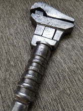 Load image into Gallery viewer, Vintage BEMIS & CALL CO Double Side Combination Pipe Monkey Wrench