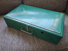 Load image into Gallery viewer, VINTAGE COLEMAN 413F 2 BURNER CAMP STOVE 1961-63 year