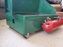 Load image into Gallery viewer, VINTAGE COLEMAN 413F 2 BURNER CAMP STOVE 1961-63 year