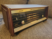 Load image into Gallery viewer, 1960 NORELCO PHILLIPS B5X04A HANDSOME TABLE RADIO from HOLLAND
