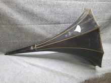 Load image into Gallery viewer, Edison 10 Panel Flower Phonograph Horn Black Columbia