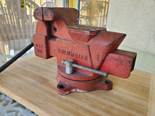 Load image into Gallery viewer, Restored Columbian Vise, 1970's