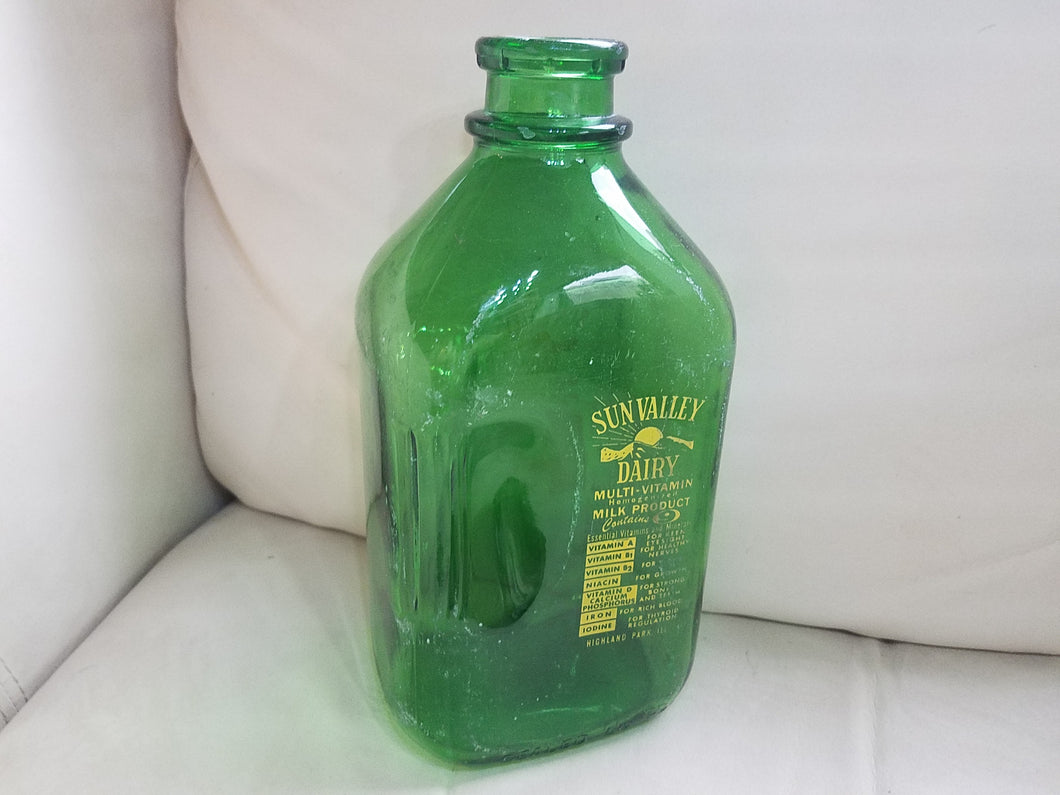 Vintage Sun Valley Dairy Half Gallon Green Bottle Illinois