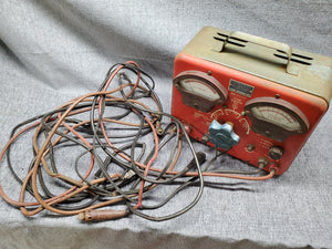Vintage SUN Electric Volts Ampere Model VAT-6 volt Tester
