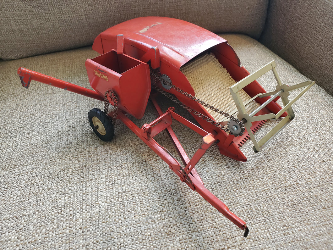Lot of 7 Carter Tru Scale Red Tractor Combine Disc Elevator Loader ALL WORKING